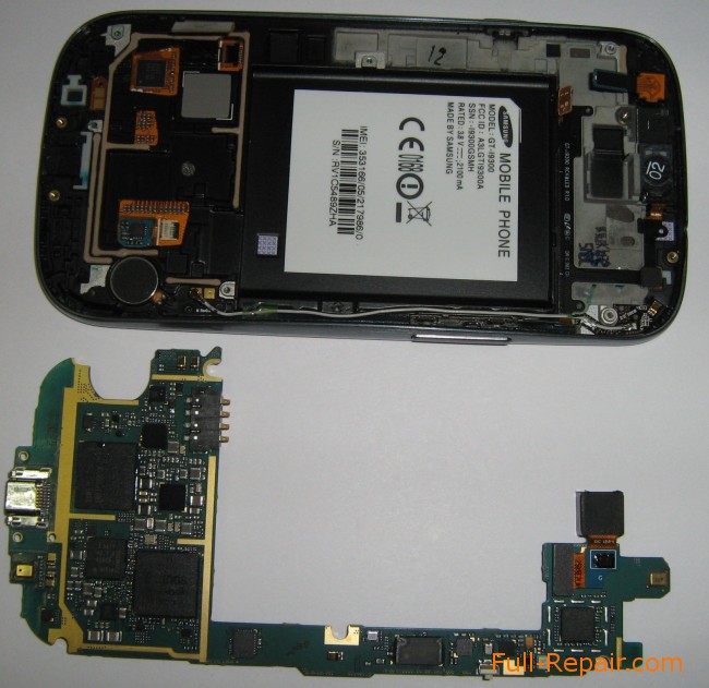 Материнская плата Samsung Galaxy S3 извлечена